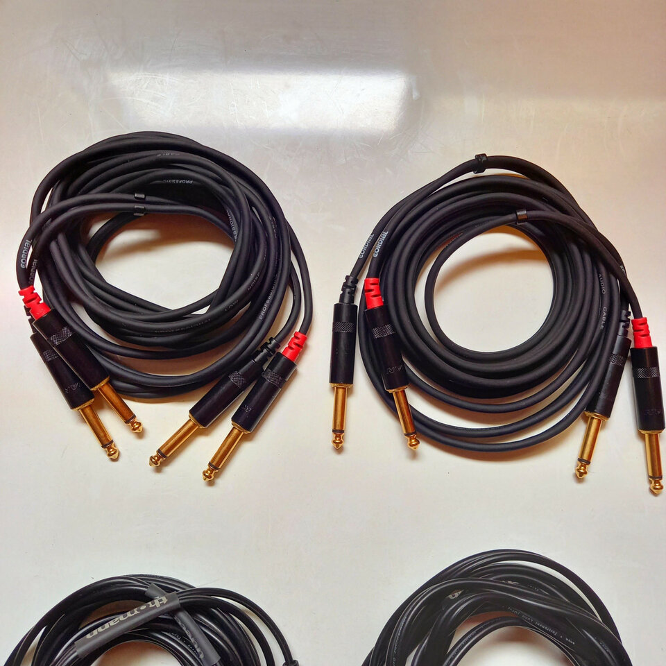 2x unidades Cordial CFU 3 PP cable emparejado 3m