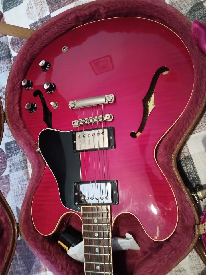 Gibson es 335 dot de segunda mano · Foto 3 de 7 · Asturias · 3400 €