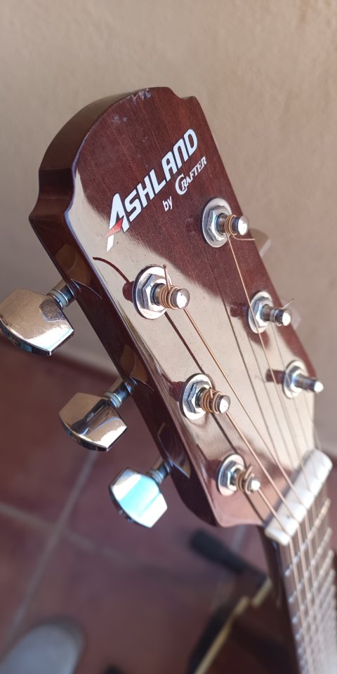 Guitarra electroacústica Ashland by Crafter