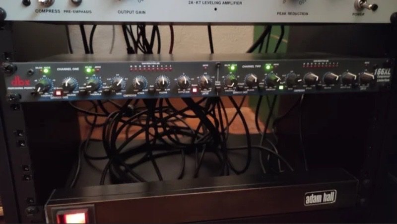 Compresor DBX 166XL de segunda mano · Foto 1 de 4 · Pontevedra · 100 €