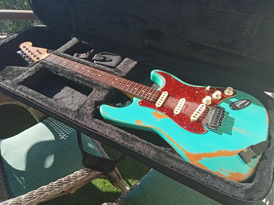 Stratocaster Relic - SOLO VENTA de segunda mano · Foto 1 de 10 · Madrid · 1850 €