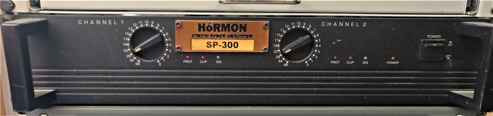 Material de Estudio:  Monitores Hórmon + Etapa + Soportes Dynaudio + Rack