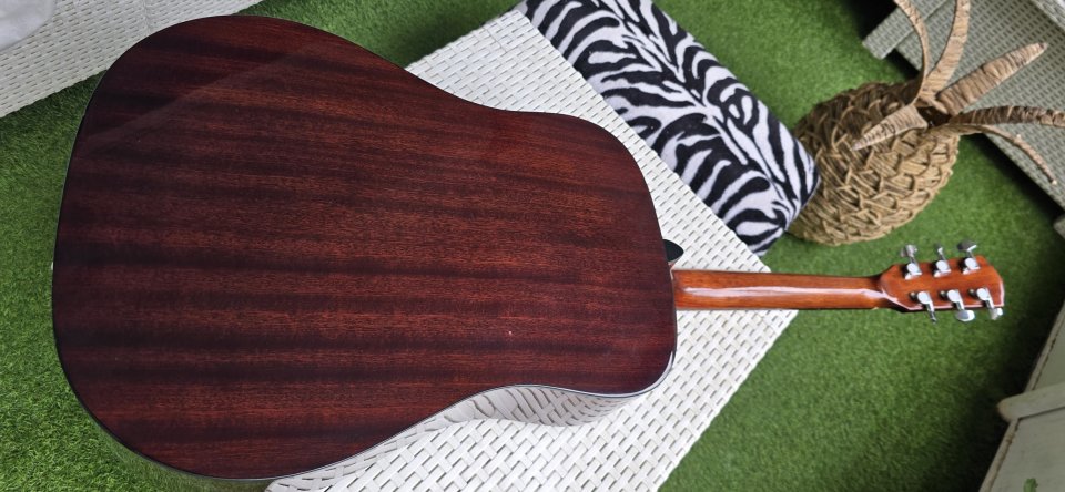 Fender CD60 de segunda mano · Foto 6 de 10 · Madrid · 150 €