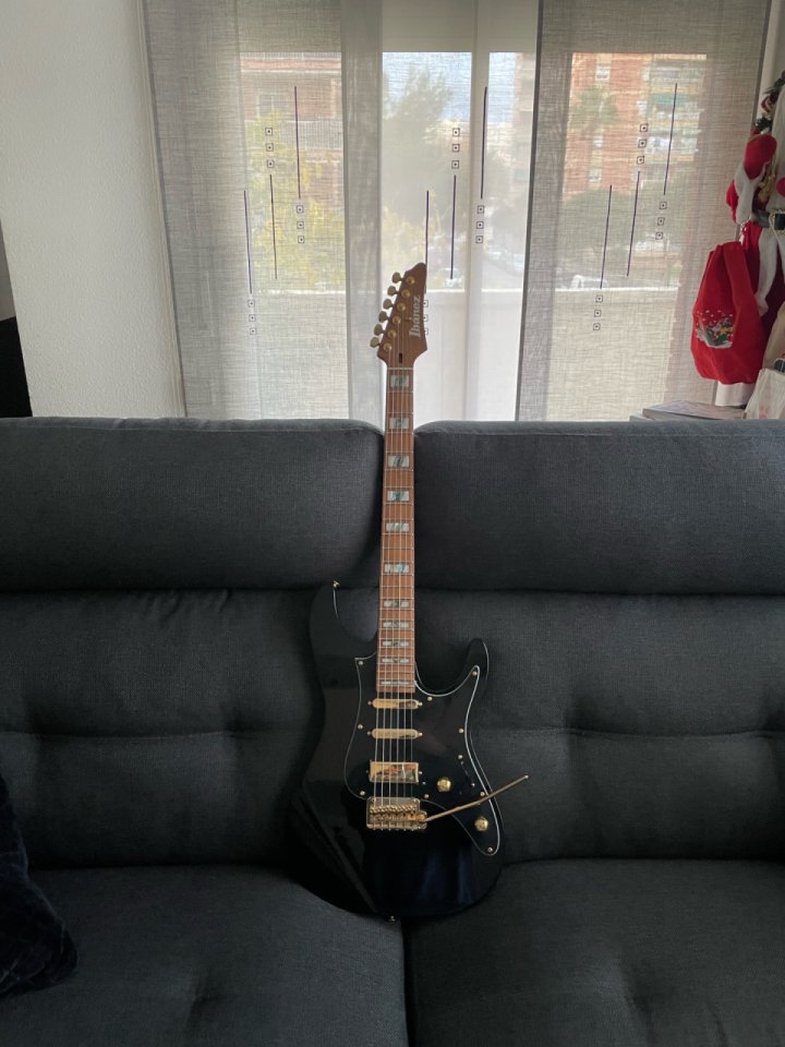 Ibanez THBB10 de segunda mano · Foto 6 de 10 · Barcelona · 1400 €
