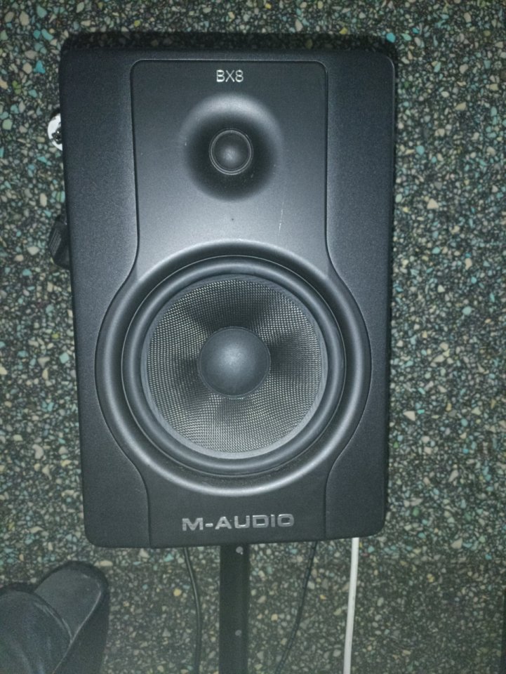 Pareja Monitores M- Audio BX8 D2 como nuevos