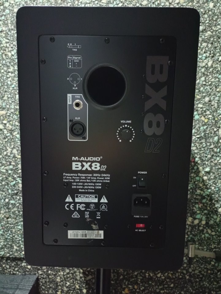 Pareja Monitores M- Audio BX8 D2 como nuevos