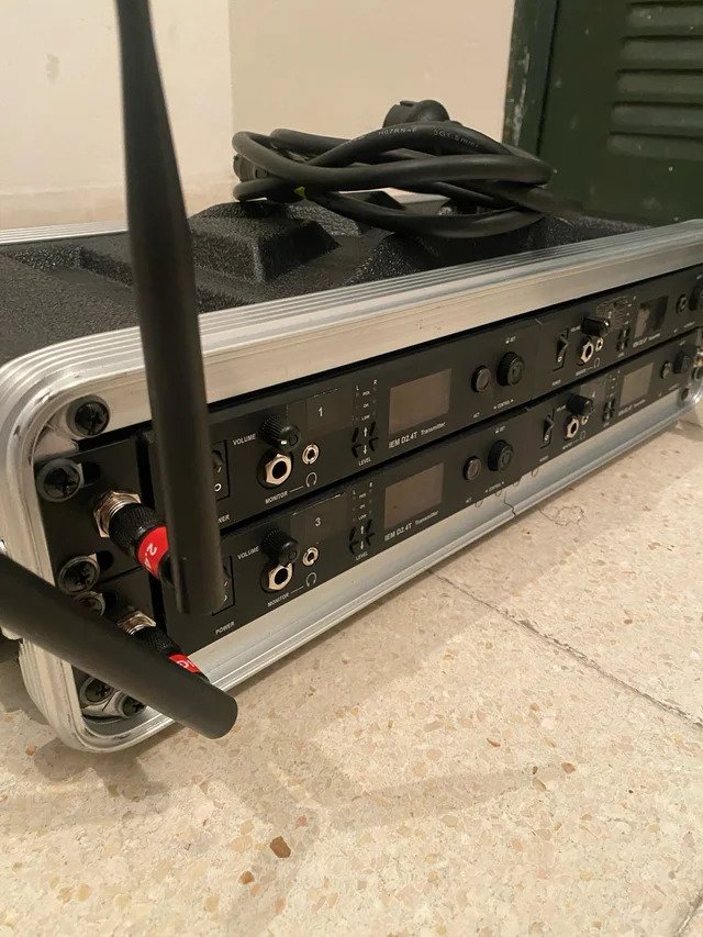Rack inears IEM D2.4 - Urge venta de segunda mano · Foto 1 de 6 · Madrid · 1400 €