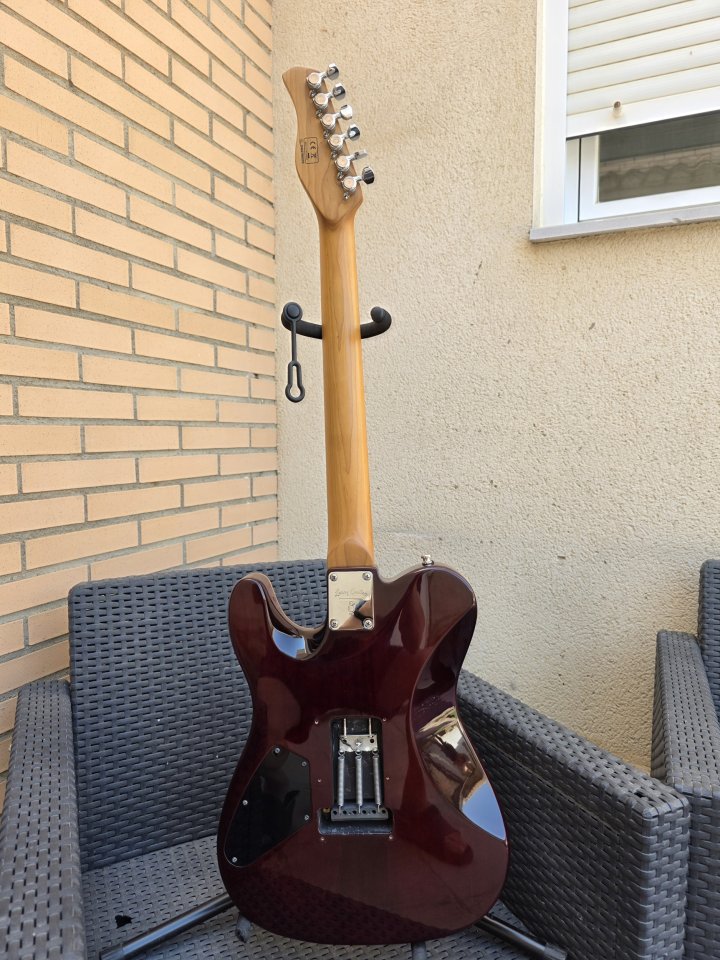 SIRE LARRY CARLTON T7 NATURAL + Estuche foam. de segunda mano · Foto 4 de 10 · Zaragoza · 500 €