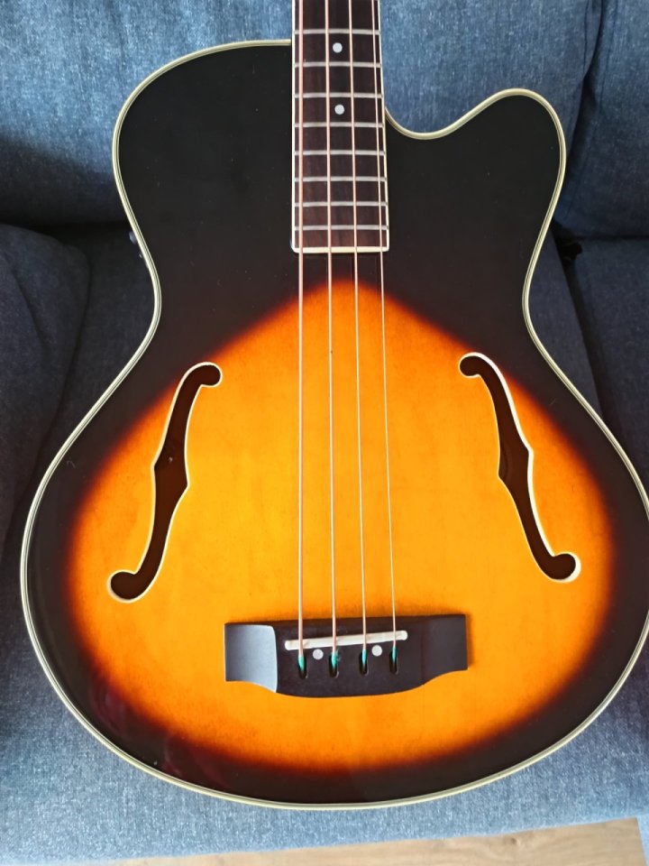 Samick HFB 590 Sunburst