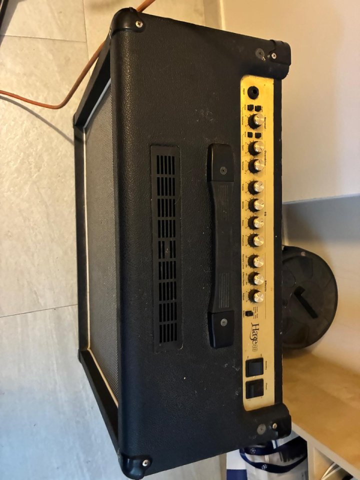 MARSHALL MHZ40 (HAZE 40) de segunda mano · Foto 2 de 2 · Sevilla · 450 €