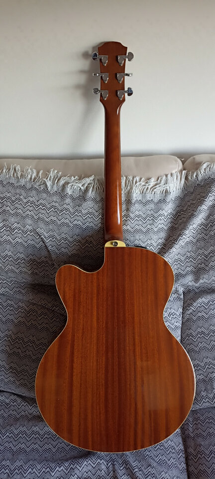 Guitarra acústica Yamaha CPX700NT + funda acolchada