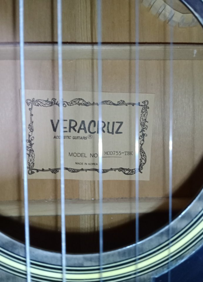 Guitarra Electroacústica Veracruz Mod. 755 TBK