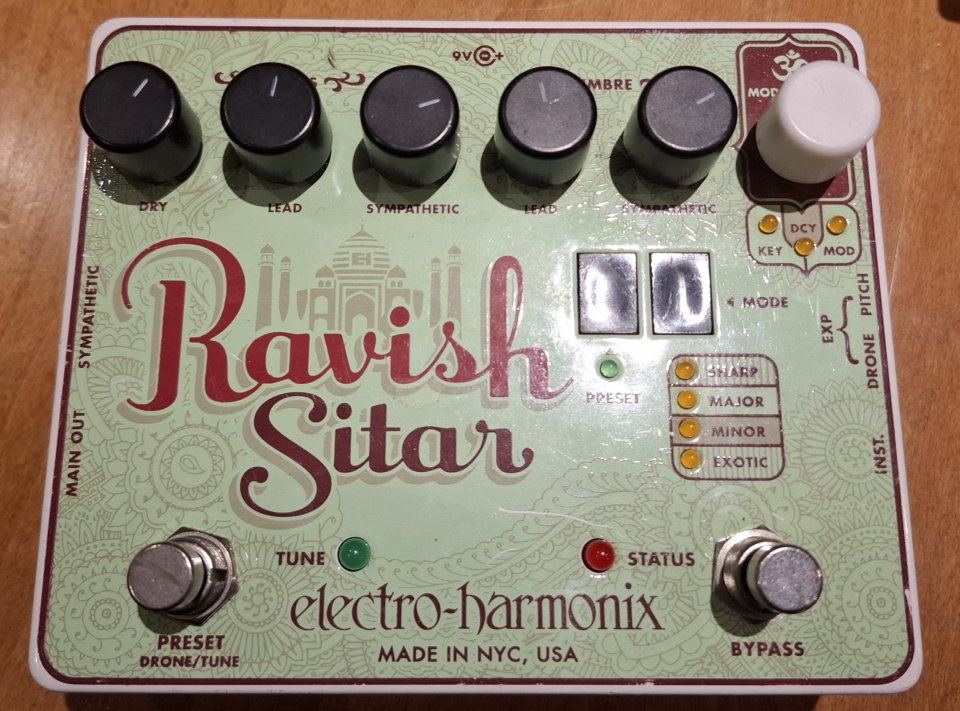 o cambio Electro-Harmonix Ravish Sitar