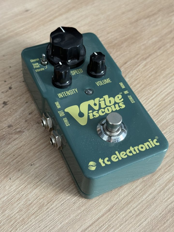 TC Electronic - VISCOUS VIBE - Chorus y Vibrato de segunda mano · Foto 1 de 4 · Navarra · 70 €