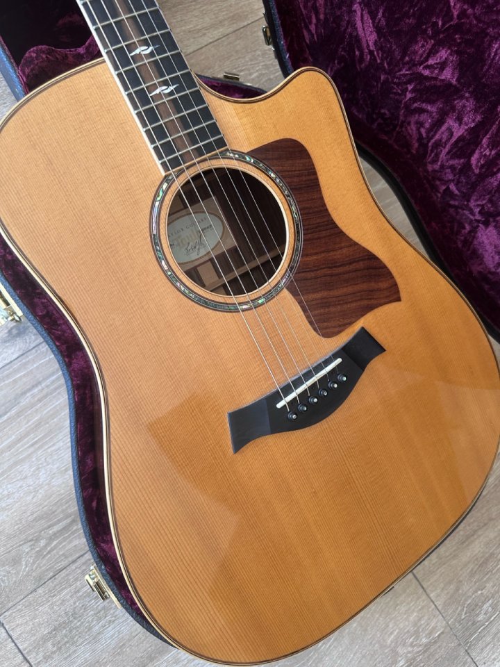 [Vendo] Taylor 810ce USA 2014 – Serie 800 – ES2 – Estado excepcional – Estuche original de segunda mano · Foto 3 de 10 · Madrid · 2450 €