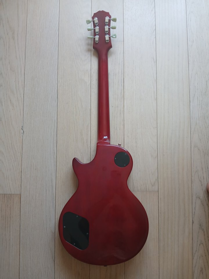 Epiphone Les Paul Studio (Czech Republic)