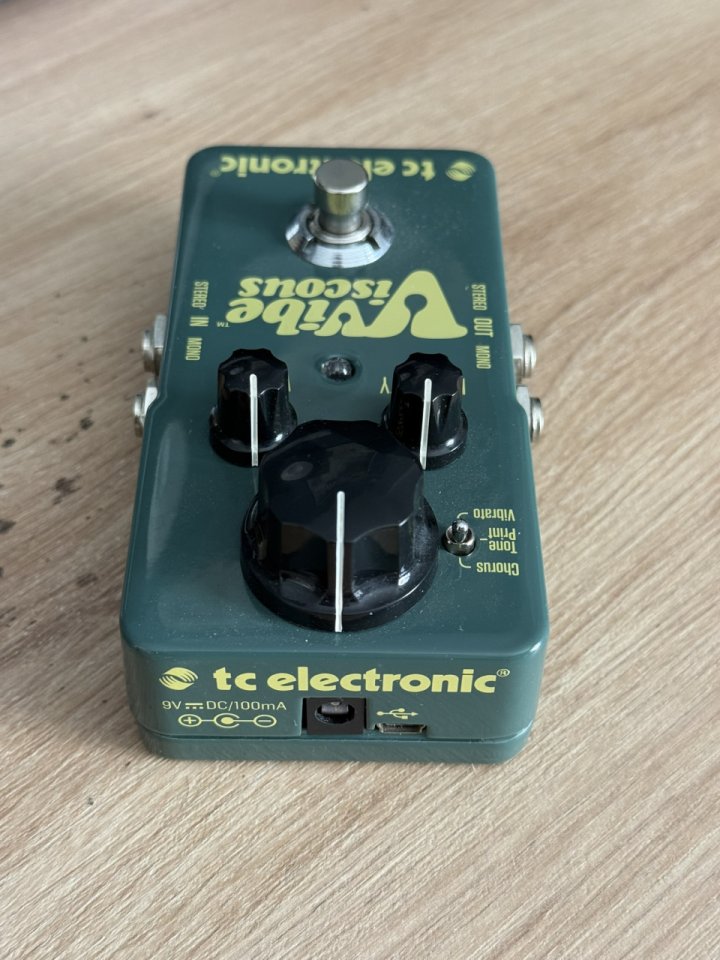TC Electronic - VISCOUS VIBE - Chorus y Vibrato de segunda mano · Foto 4 de 4 · Navarra · 70 €