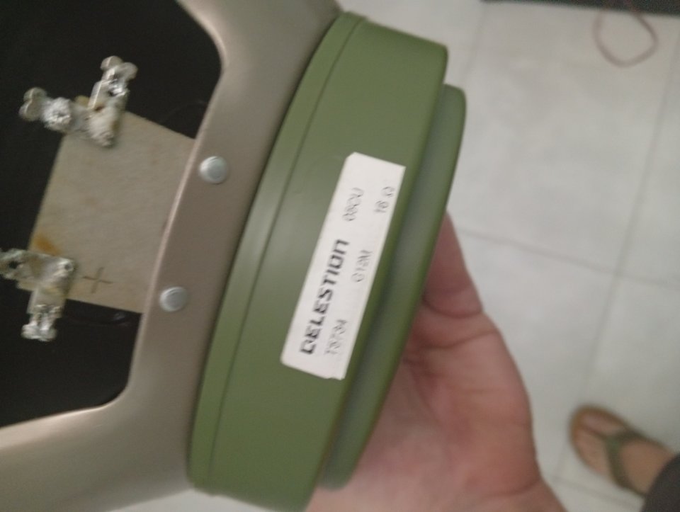 Celestion Greenback a 16 ohm de segunda mano · Foto 3 de 3 · Alicante · 75 €