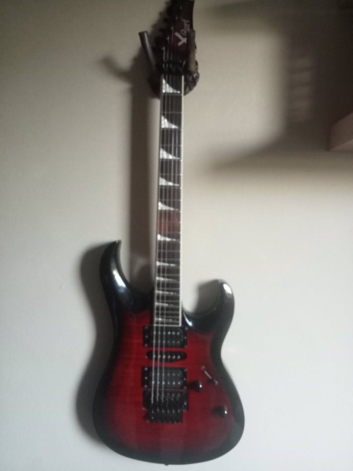 Guitarra Cort x11