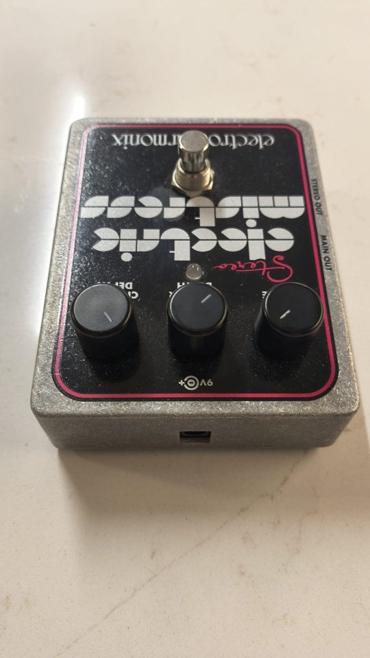 Electro-Harmonix Stereo Electric Mistress Flanger de segunda mano · Foto 4 de 4 · Barcelona · 100 €