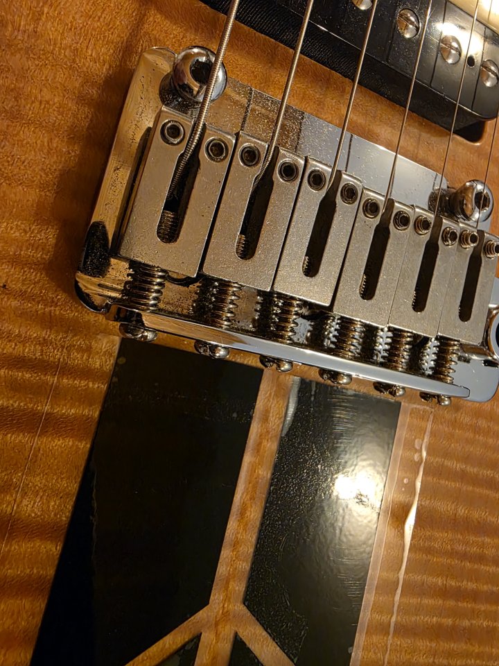 SIRE LARRY CARLTON T7 NATURAL + Estuche foam. de segunda mano · Foto 10 de 10 · Zaragoza · 500 €