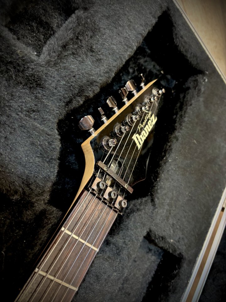 Ibanez rg3120 Prestige