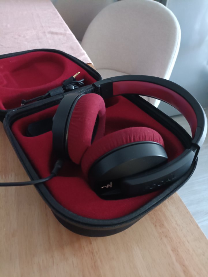 Auriculares Focal Listen Pro