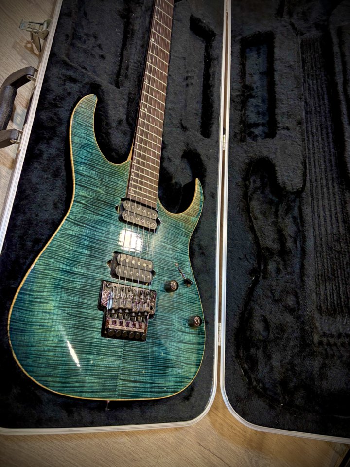 Ibanez Rg 3120 de segunda mano · Foto 1 de 4 · Castellón · 1200 €