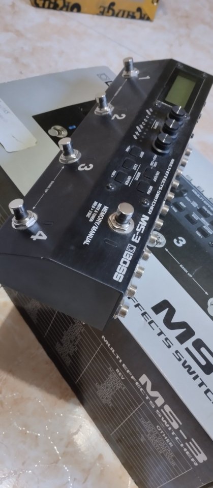 Boss ms3 switcher+multiedectos+relé+midi de segunda mano · Foto 3 de 5 · Cádiz · 300 €