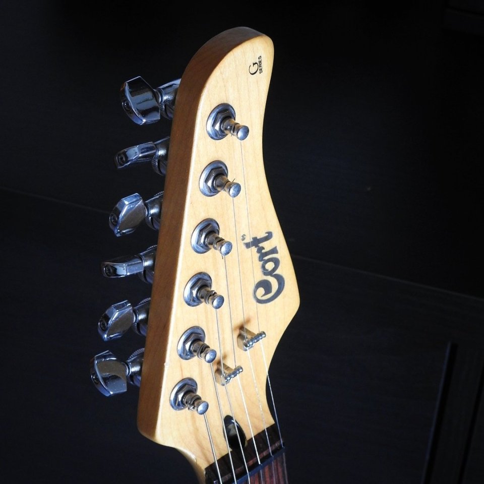 Guitarra Cort G250 de segunda mano · Foto 6 de 6 · Huelva · 200 €