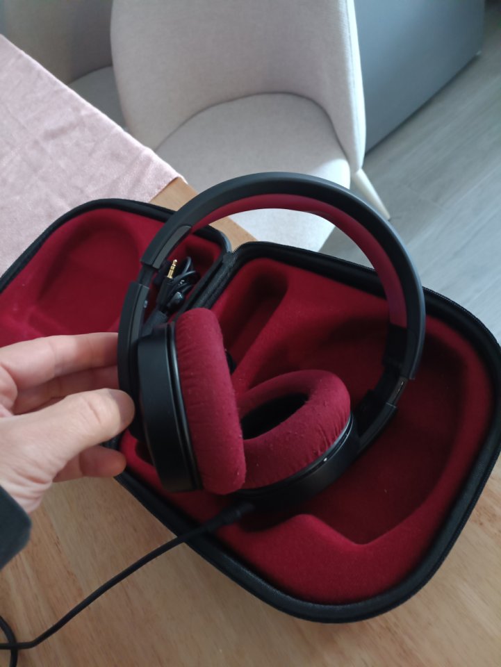 Auriculares Focal Listen Pro