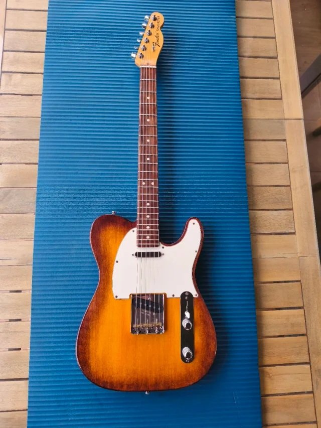 Guitarra eléctrica Fender American Special Telecaster de segunda mano · Foto 3 de 7 · Barcelona · 1100 €