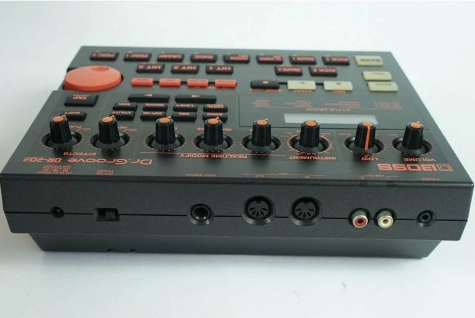 Boss DR-202 Dr. Groove – 2000s Drum Machine + fuente de Alimentation de segunda mano · Foto 2 de 3 · Madrid · 329 €