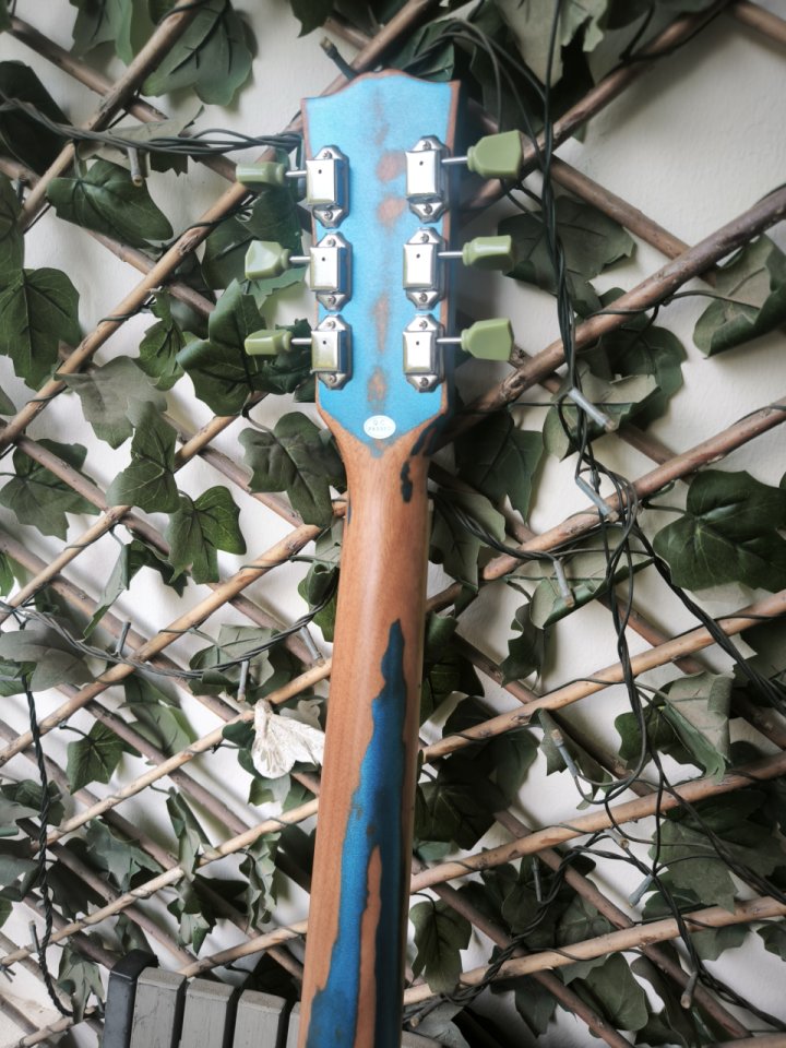 Guitarra estilo SG Heavy relic ¡NUEVA! y envío incluido de segunda mano · Foto 5 de 7 · Murcia · 249 €