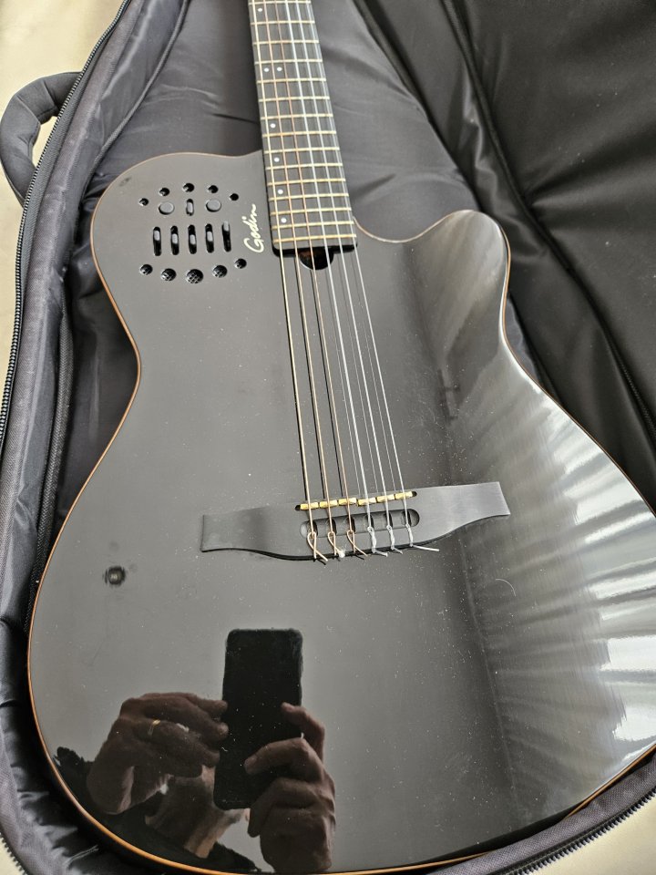 RESERVADA Godin Multiac ACS Slim SA Nylon