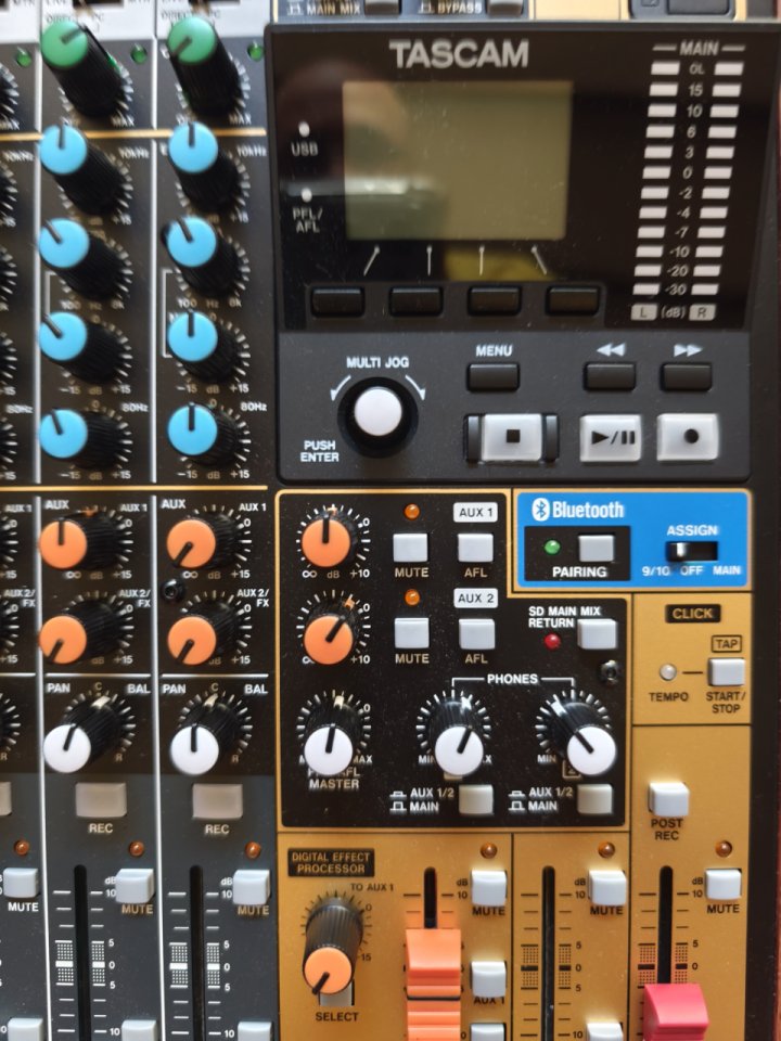 Tascam model 12 como nueva de segunda mano · Foto 2 de 3 · Pontevedra · 495 €