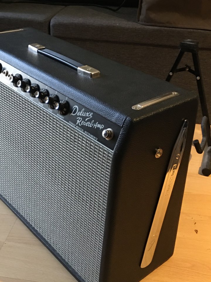 Fender Deluxe Reverb Tone Master de segunda mano · Foto 2 de 4 · Guadalajara · 800 €