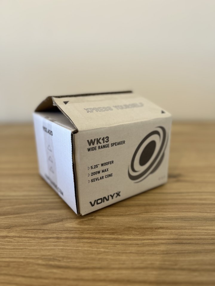 Vendo Monitores KRK Powered 5 reacondicionados y personalizados. de segunda mano · Foto 5 de 7 · Lugo · 350 €