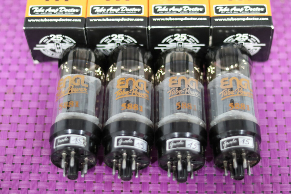 Mercadillo variado válvulas (potencia, previo - EL34 - 12ax7 - 5881)