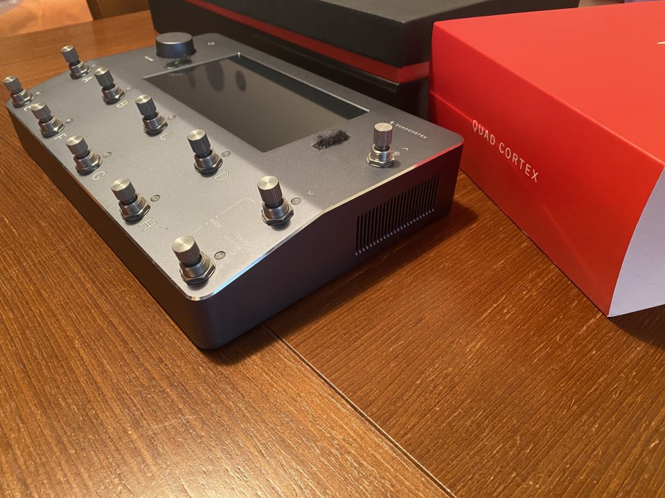QUAD CORTEX de segunda mano · Foto 2 de 7 · Valencia · 1150 €