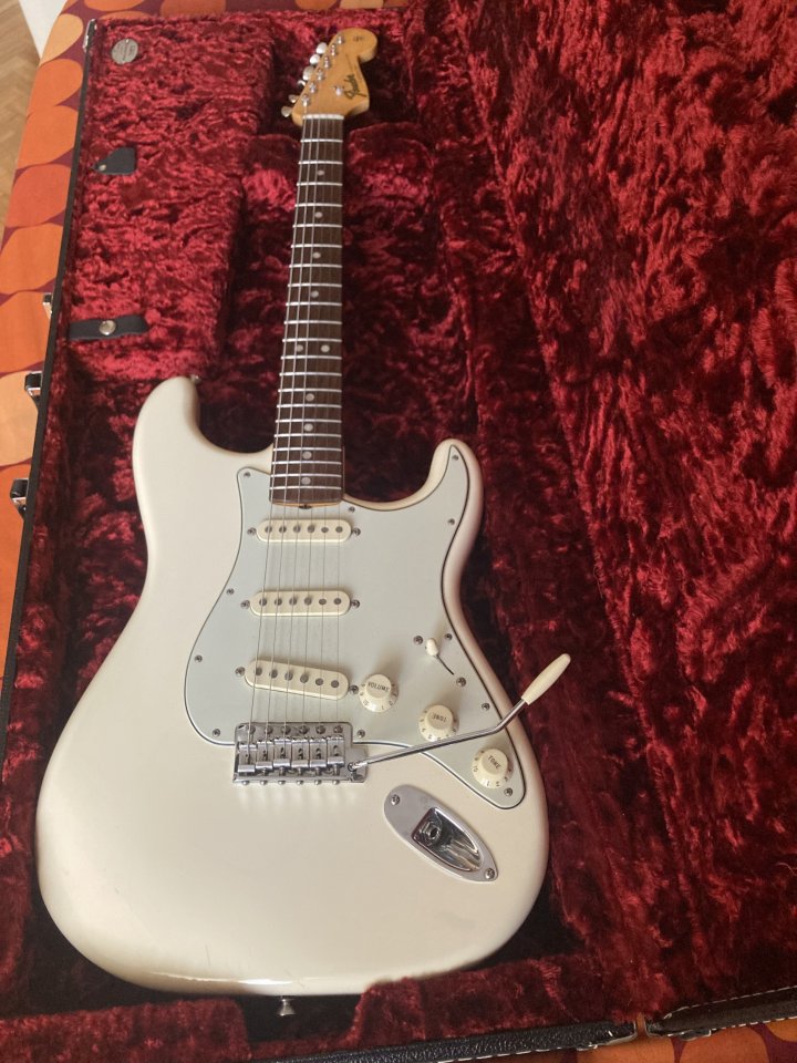 Fender Stratocaster American Original 60s en color Olympic White (OW)