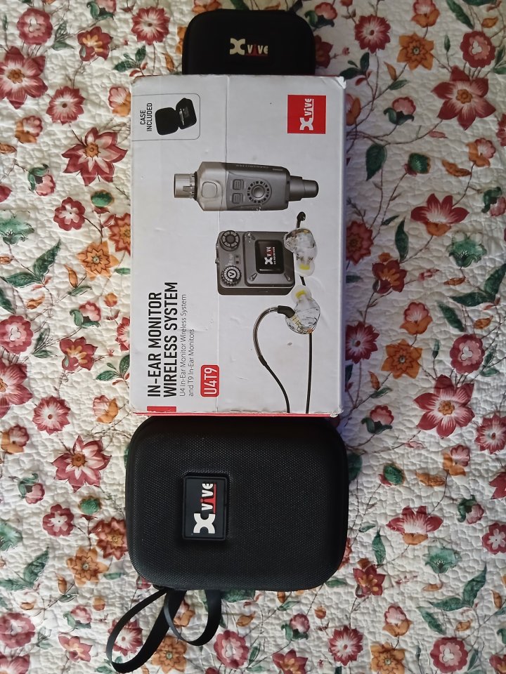 In ear Xvive U4T9 de segunda mano · Foto 2 de 2 · Cantabria · 300 €