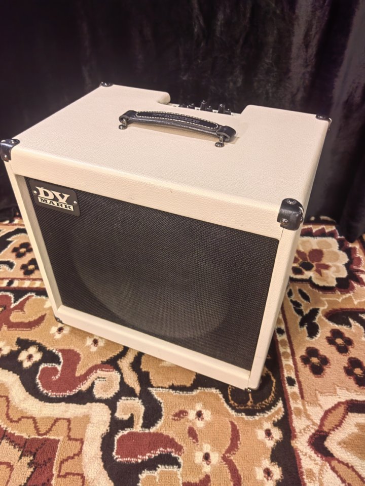 DV Mark Jazz 12 de segunda mano · Foto 2 de 3 · Málaga · 240 €