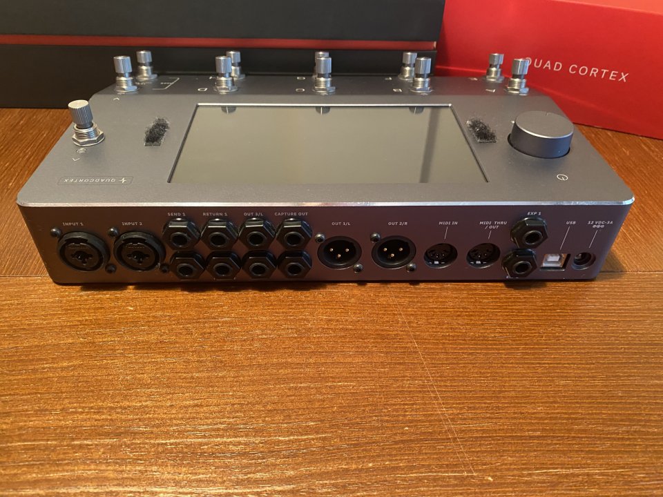 QUAD CORTEX de segunda mano · Foto 4 de 7 · Valencia · 1150 €