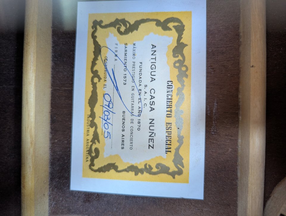 Antigua casa Núñez concierto especial cutaway preamp case