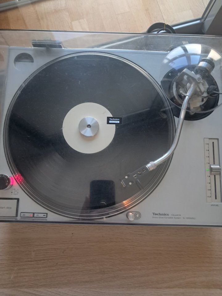 Plato TECHNICS SL 1200MK2