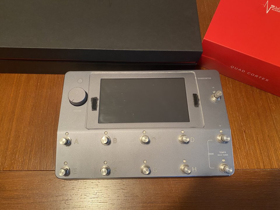 QUAD CORTEX de segunda mano · Foto 7 de 7 · Valencia · 1150 €