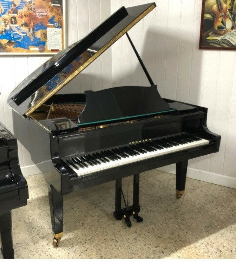 Vendo :PIANO DE COLA TCHAIKA