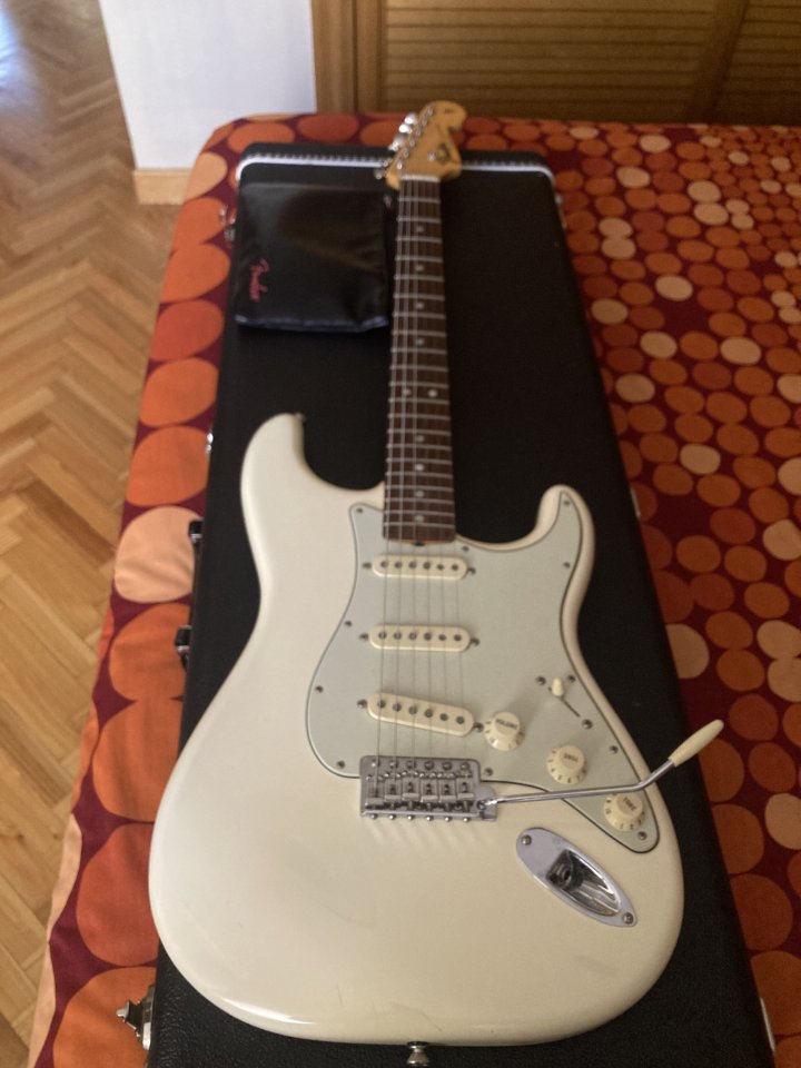 Fender Stratocaster American Original 60s en color Olympic White (OW)