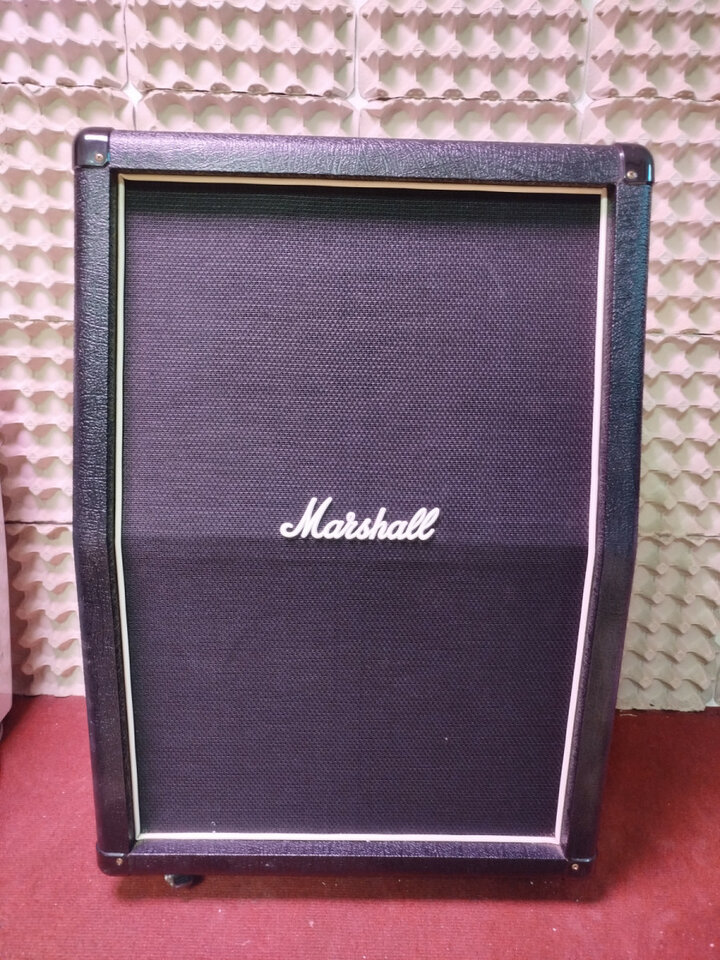 Pantalla Marshall mx212A